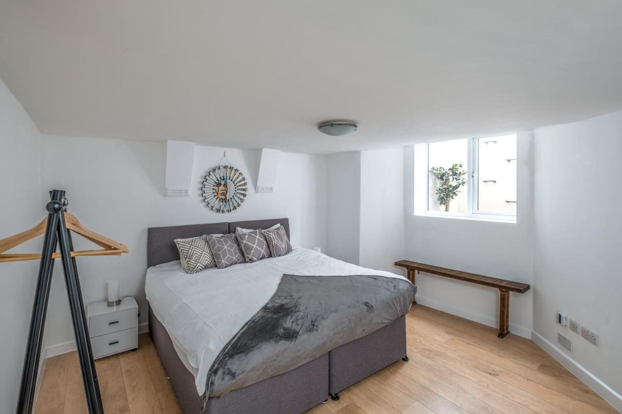 Cosy Flat In Free Parking Area, Next To Bus Stop Hove Exterior foto