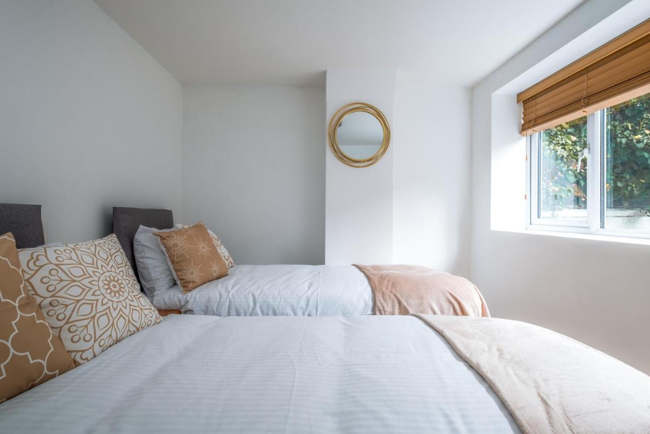 Cosy Flat In Free Parking Area, Next To Bus Stop Hove Exterior foto