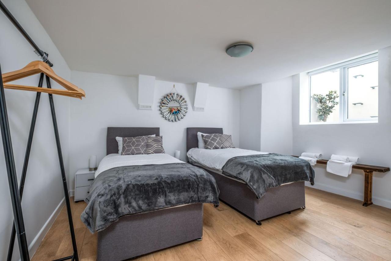 Cosy Flat In Free Parking Area, Next To Bus Stop Hove Exterior foto